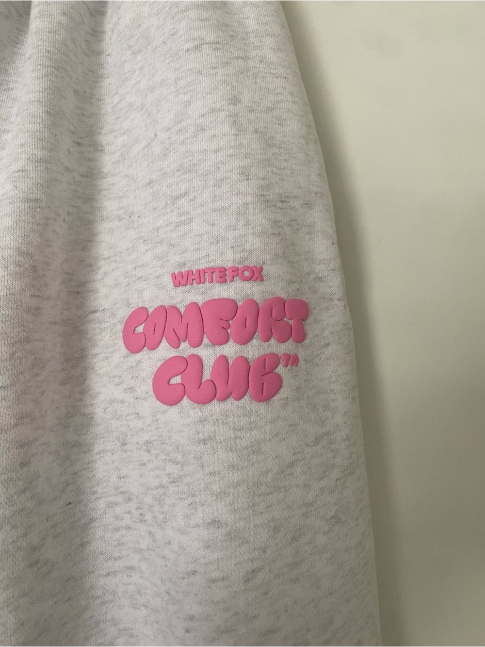 White Fox Boutique Light Gray Sweatpants with Pink Logo - Picture 4 of 5